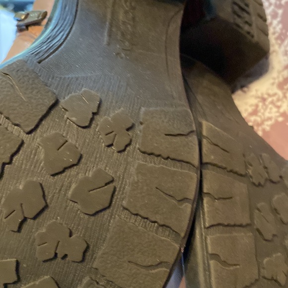 Booties - Picture 9 of 9